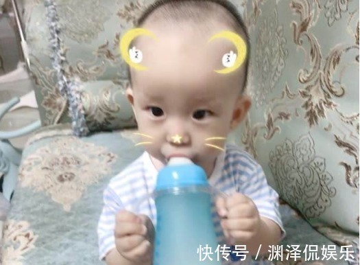 差别|双胞胎出生后,一个吃母乳,一个喝奶粉,5个月后差别不是一般大