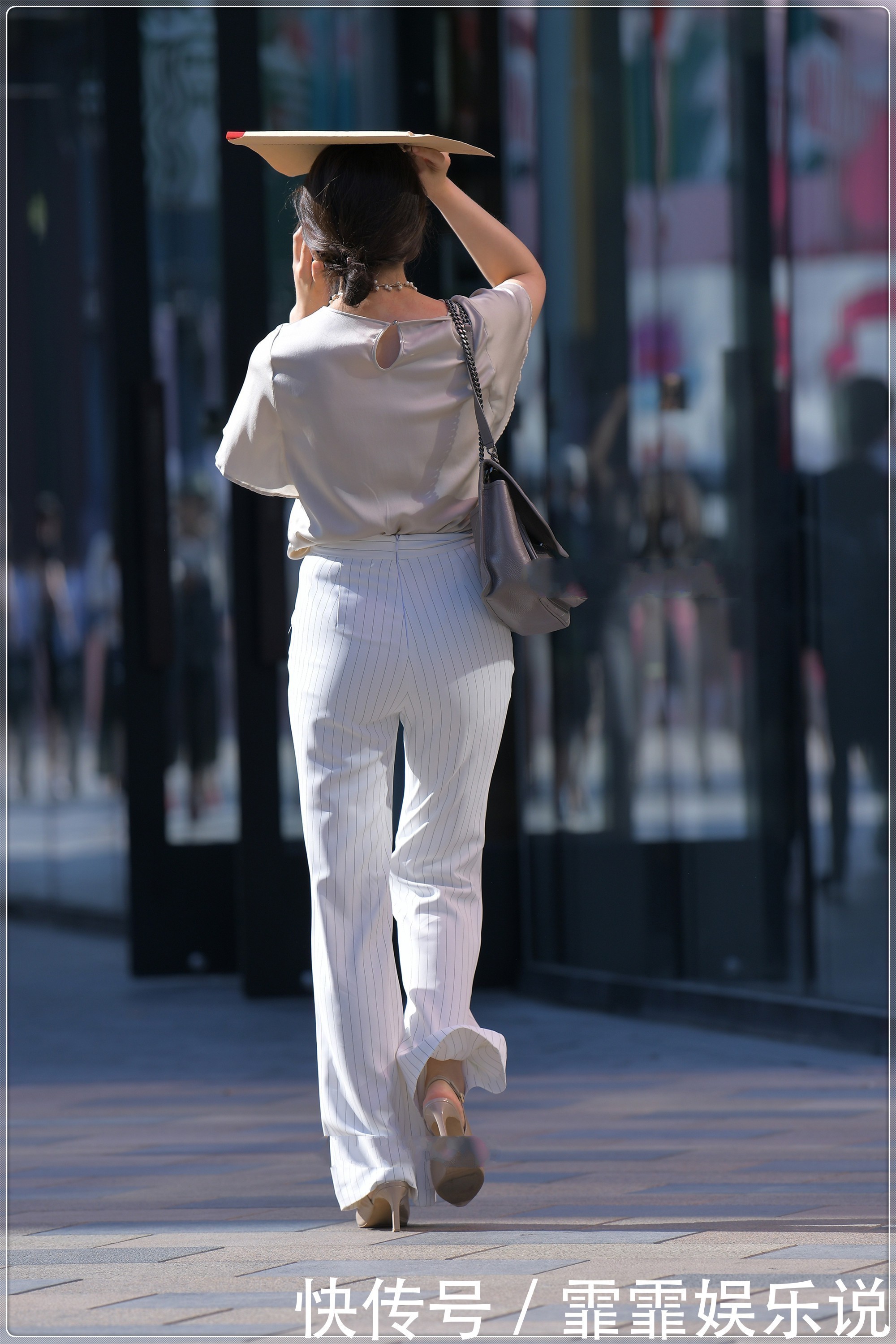 杏色|杏色雪纺衫搭配白色阔腿裤,精致时尚,职场范十足