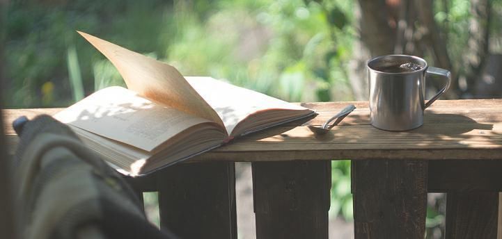 书客|晒书客·文月拾书