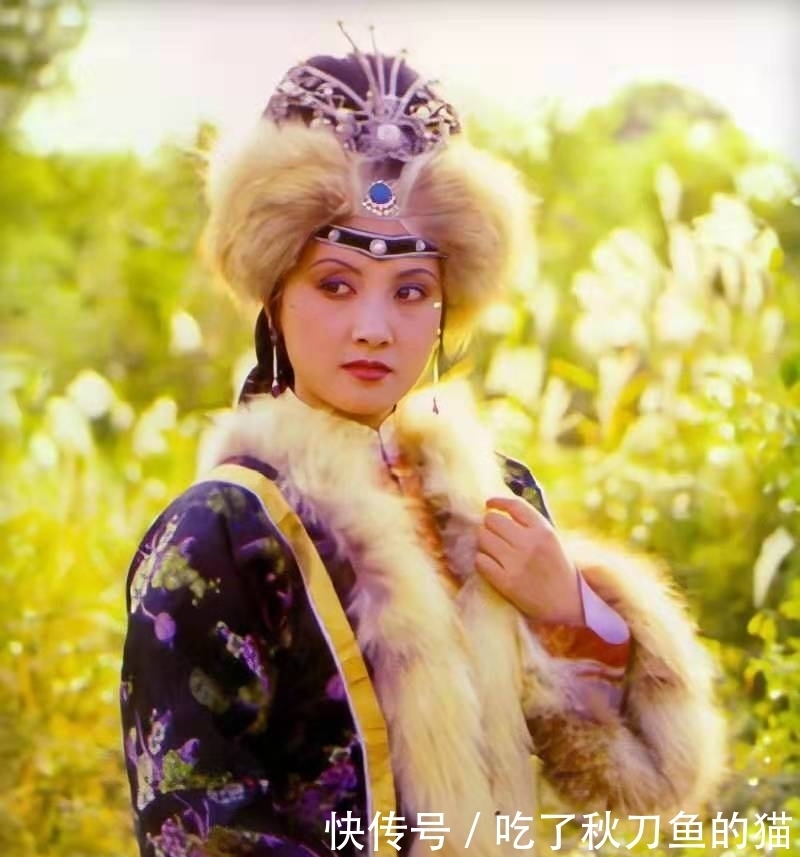 《红楼梦》中两大恶女:夏金桂敢顶撞婆婆,王熙凤却活得如履薄冰