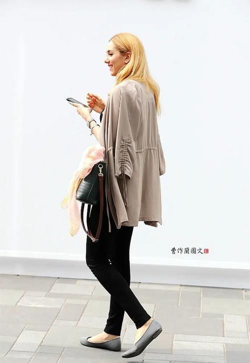 三里屯美女，脚踝之美也能很惊艳