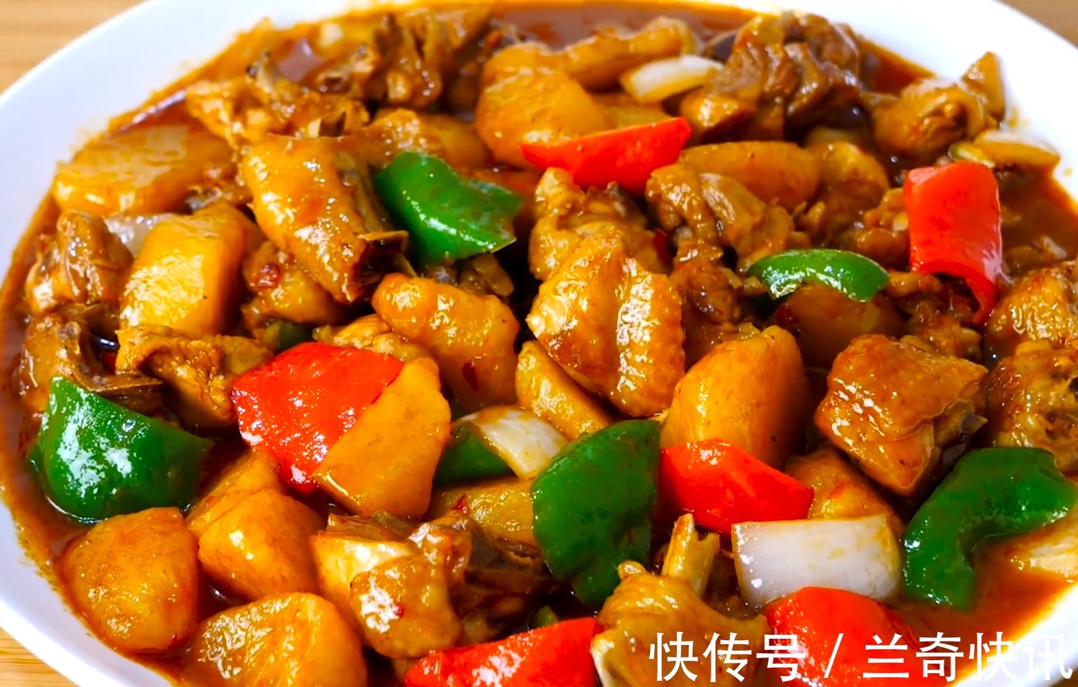 特色|爱吃大盘鸡的收藏了,教你特色做法,色香味俱全,看着直流口水