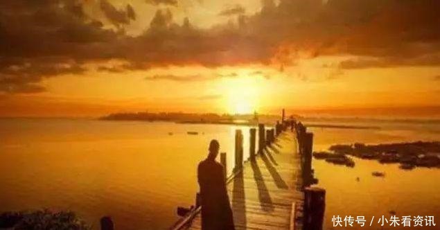 和尚天天逛街吃瓜,最后却修成正果,一首偈颂道明原因