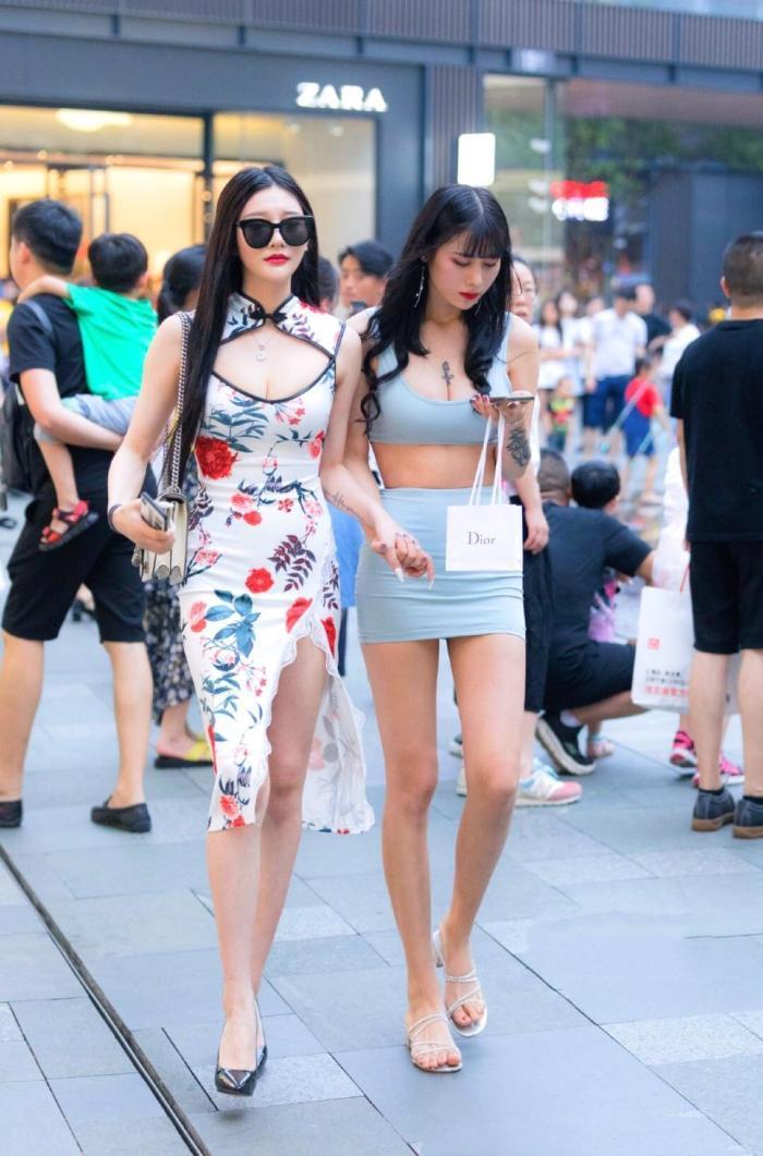 小姐姐|街拍：妹子你有一米七五吗，真让人喜欢呀！