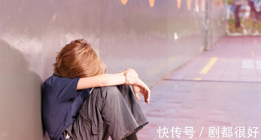 家长|发现孩子被别人校园霸凌怎么办?这3句话,家长可千万不能说