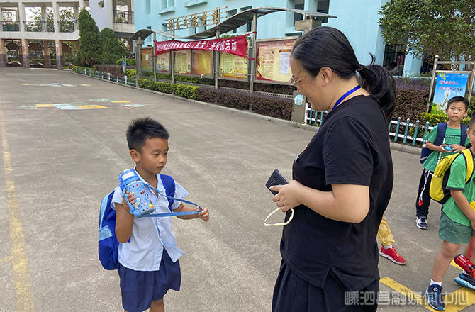 学生|裴燕——默默无闻奉献智慧 孜孜不倦耕耘心田