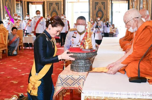 王后$泰王后宫宫斗吗?苏提达多次点赞诗妮娜消息,诗妮娜也谦让有礼貌