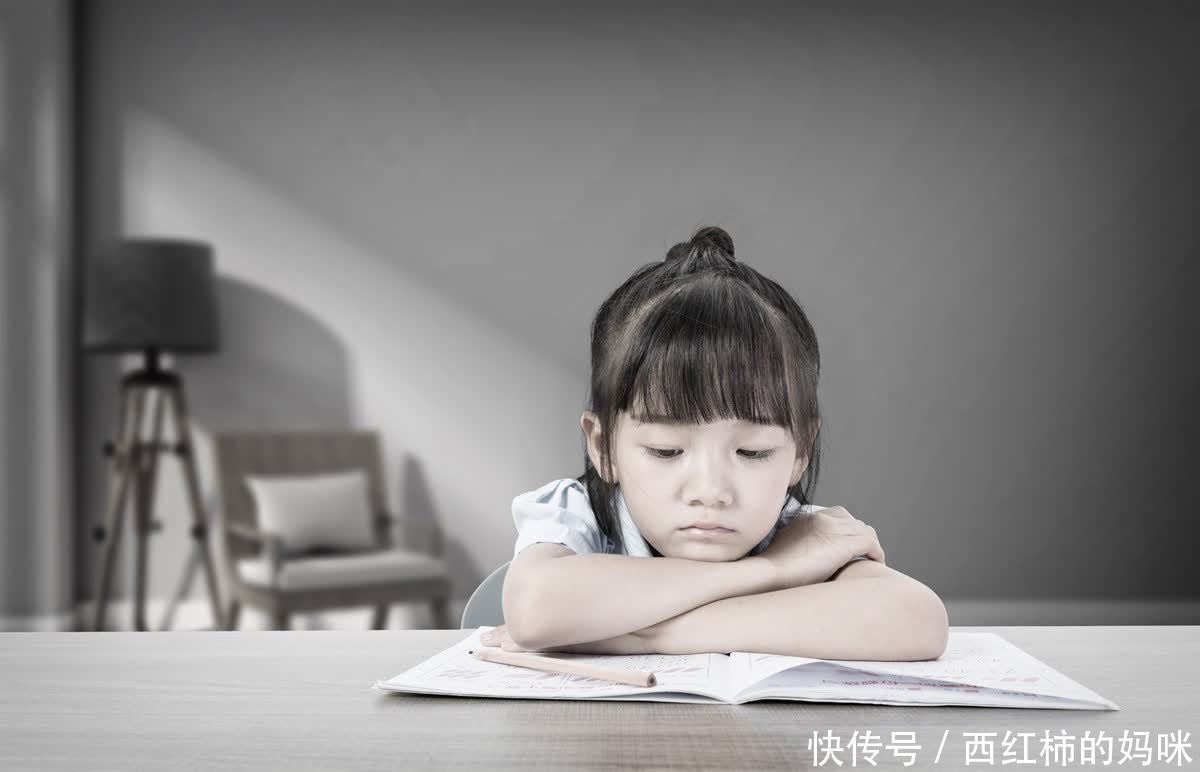 晓雅|父母经常把“太贵”挂嘴边,对孩子的伤害,比我们想象中的还要大