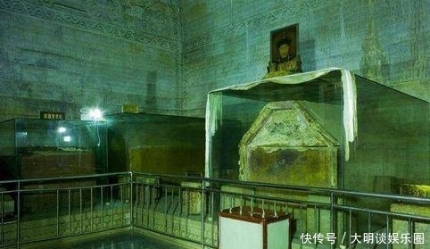 赫赫|盗墓贼孙殿英的后人现状?儿子成为大人物,名声赫赫受众人敬仰