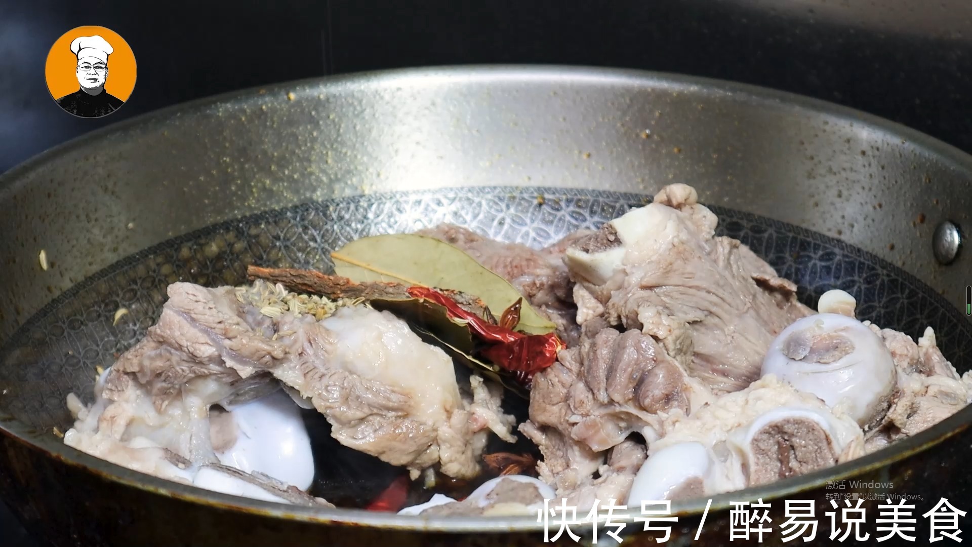 酱大骨的家常做法,酱香浓郁,软烂入味,好吃不油腻