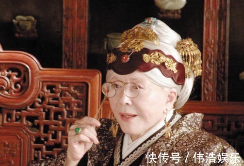 贾府#王夫人骂了林黛玉,贾母责问她后,用三言两语再次暗示了宝黛婚姻