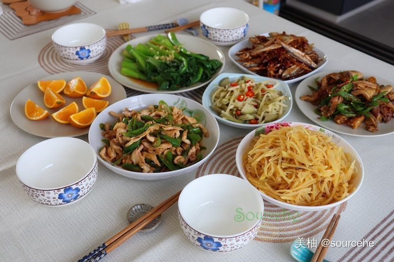 花生油|四个女人的晚餐，六道家常菜，网友：会过日子，可以娶回家！