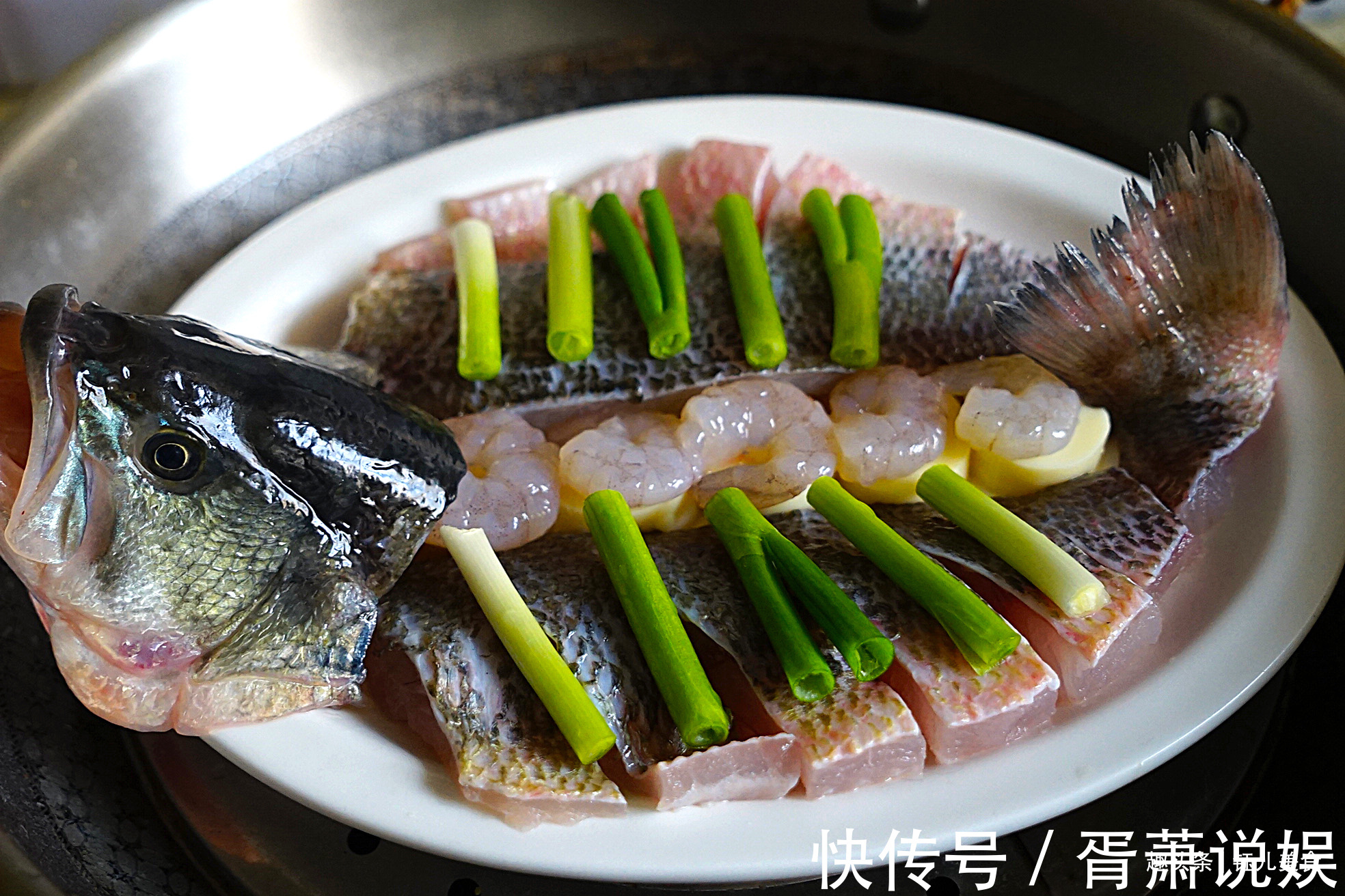 虾仁|4000块钱一个月的保姆，下厨做了一道花开富贵鱼，味道鲜美又好看