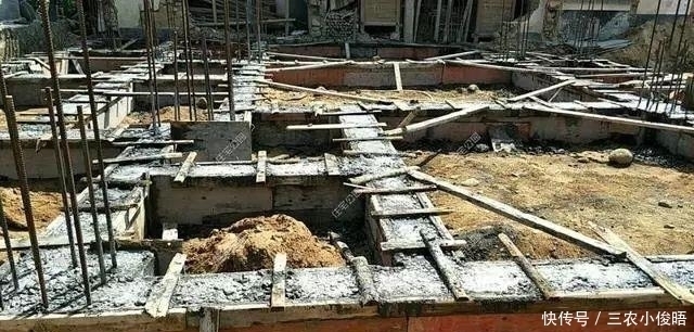 造价|黄家三兄弟为圆94岁老母亲新家梦，67万建6层框架电梯房