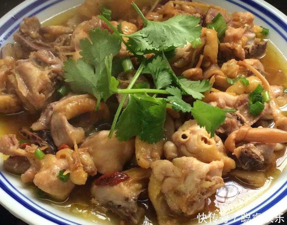 牛羊肉靠边站,这菜要多吃,简单一蒸营养美味,成本才十几元