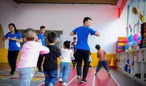 孩子“停止发育”的3个前兆,若你的孩子全都有,身高或已成定局