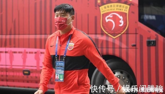 比赛|苦!14轮出场8分钟,国足最强铁腰惨遭主帅无视,沦为中超边缘人