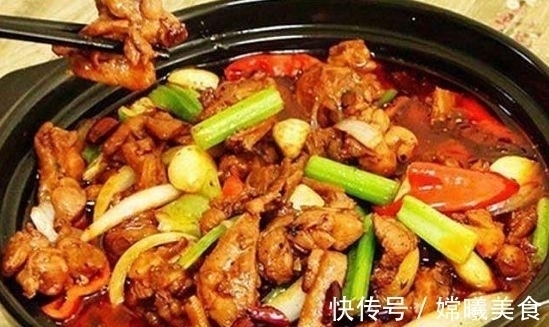 “文轩”吃货属性暴露!猜食物游戏秒变“报菜名”,不愧是干饭人
