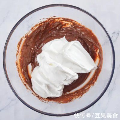 可可戚风蛋糕 | 保姆级教程,一次就学会「海氏i7烤箱食谱」