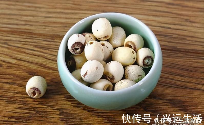 小米|想长寿得会吃,不妨多吃三种食物,能排毒养颜,排宿便,清肠毒