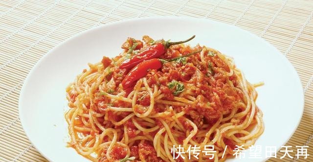 主食|美食中可不能少了主食,番茄意大利面,劲脆可口,咬嚼感十足!