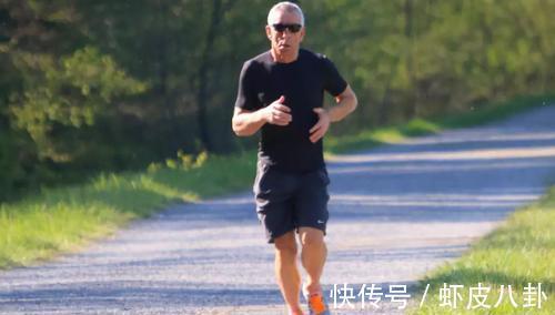 热身|年过50岁,还能跑步锻炼吗?注意做好这4个方面,有益健康更安全