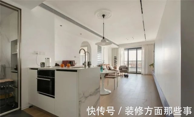 收纳|114m2简约温馨三居,白色+克莱因蓝的搭配,明净又高级!