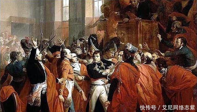 拿破仑|拿破仑为何能发动雾月政变，并加冕称帝？军功卓著、众望所归