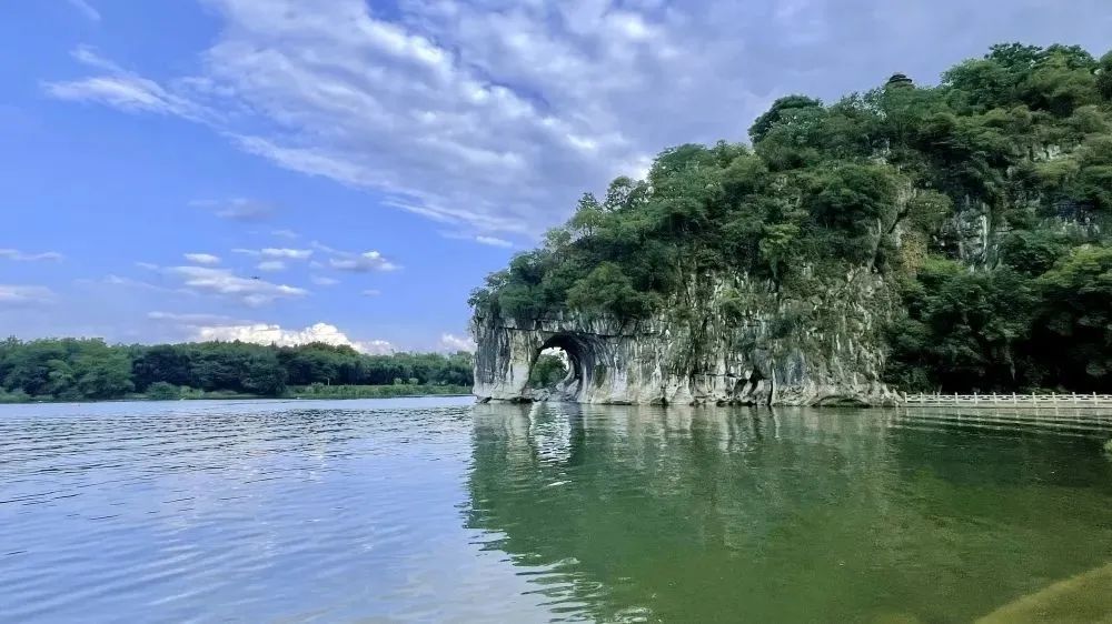 景区|国庆假期去哪玩？快收藏好，广西这些景区等你打卡