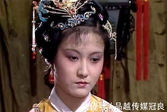 贾政|红楼梦:贾母到底有没有偏心,在贾迎春身上就有答案