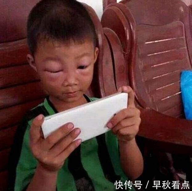 |搞笑图片幽默段子笑话:兄弟,你没有打火机么,可要小心点哦