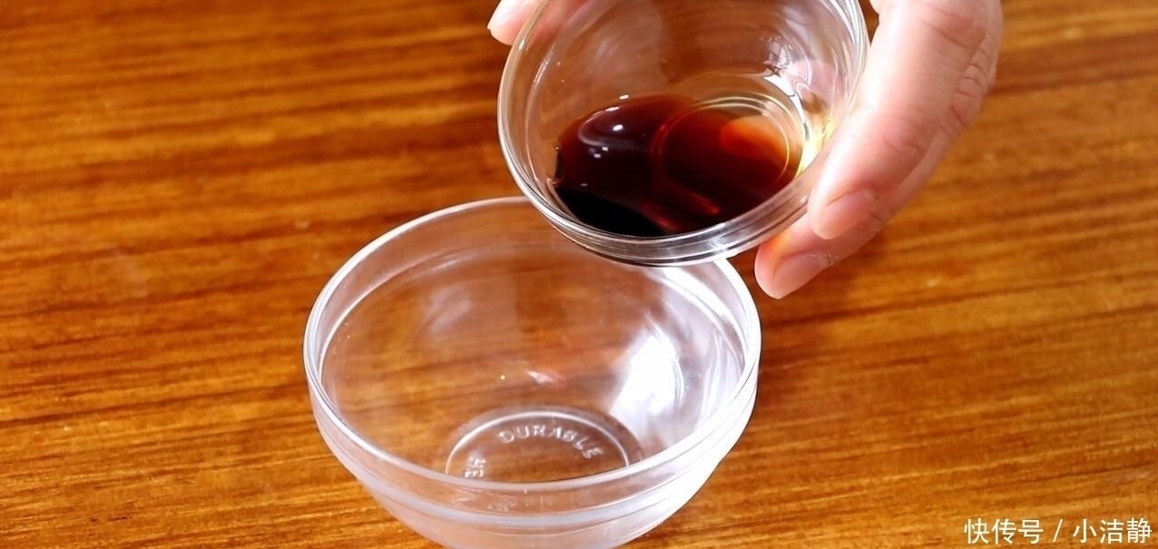 小孩|剩米饭别光知道做炒饭,教你一种好吃的做法,大人小孩都爱吃