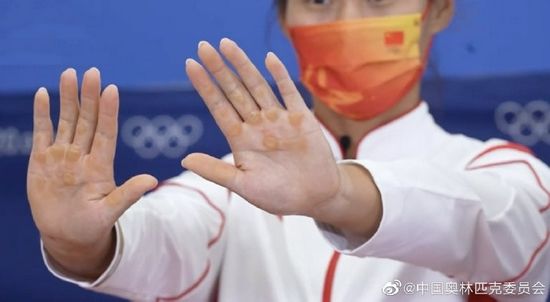 中国跳水|当国歌响起，他们是最美的奥运冠军