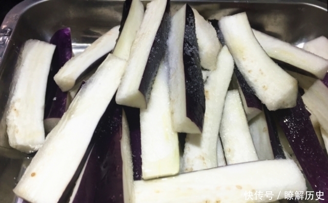 米饭|这样做茄子简直是米饭杀手,太美味了!赶快来学学。