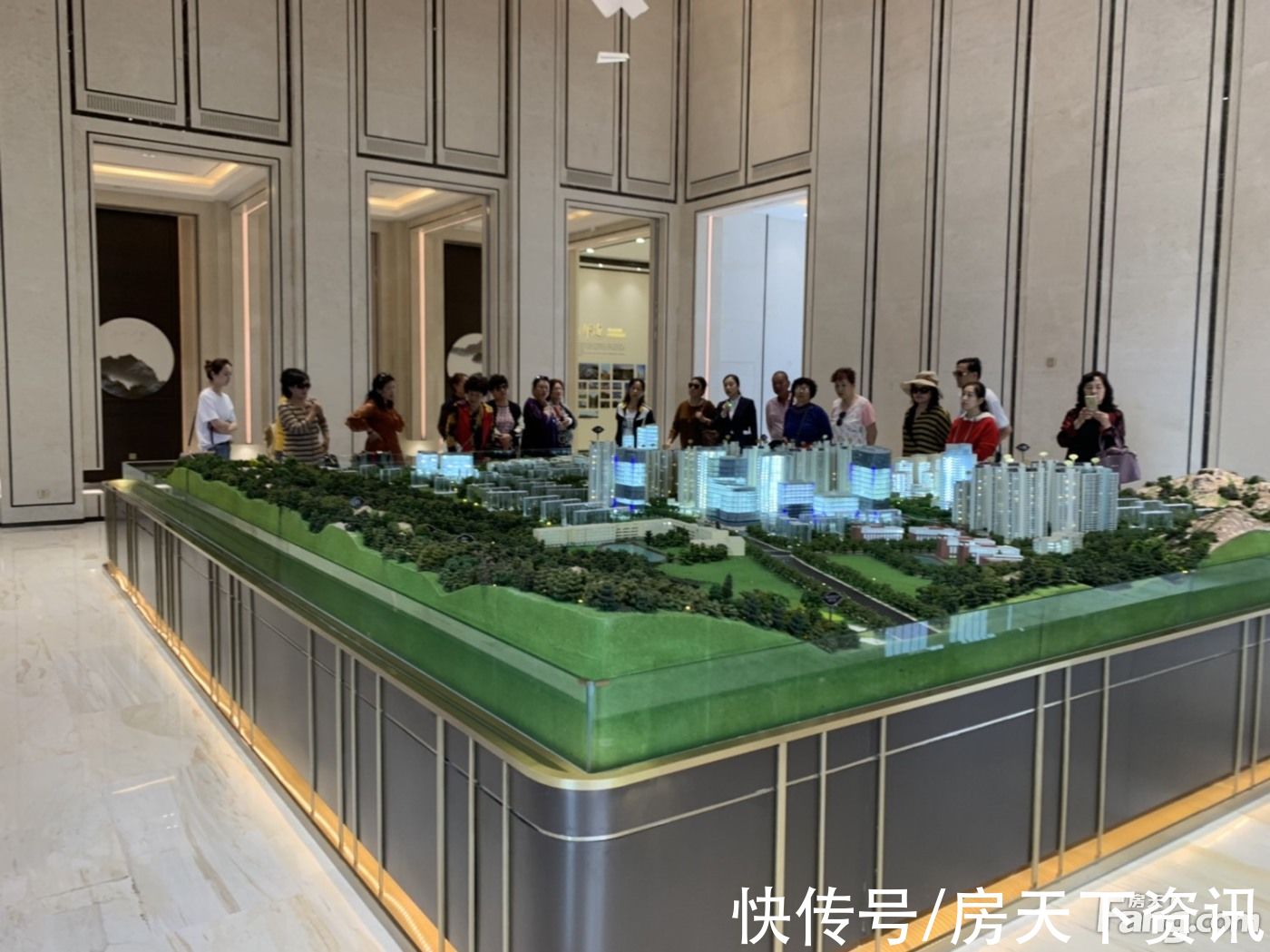 爱丽丝|请查收从青岛崂山热门楼盘现场传来多张谍照(组图)