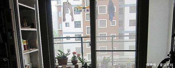 推拉门|几乎没人在阳台装推拉门了,聪明的有钱人都装这种,懊悔没早知道!