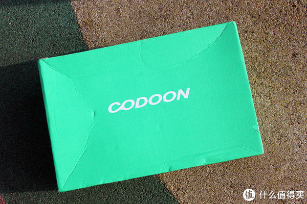 咕咚智能跑鞋10K Pro：带来科学与智能的跑步体验