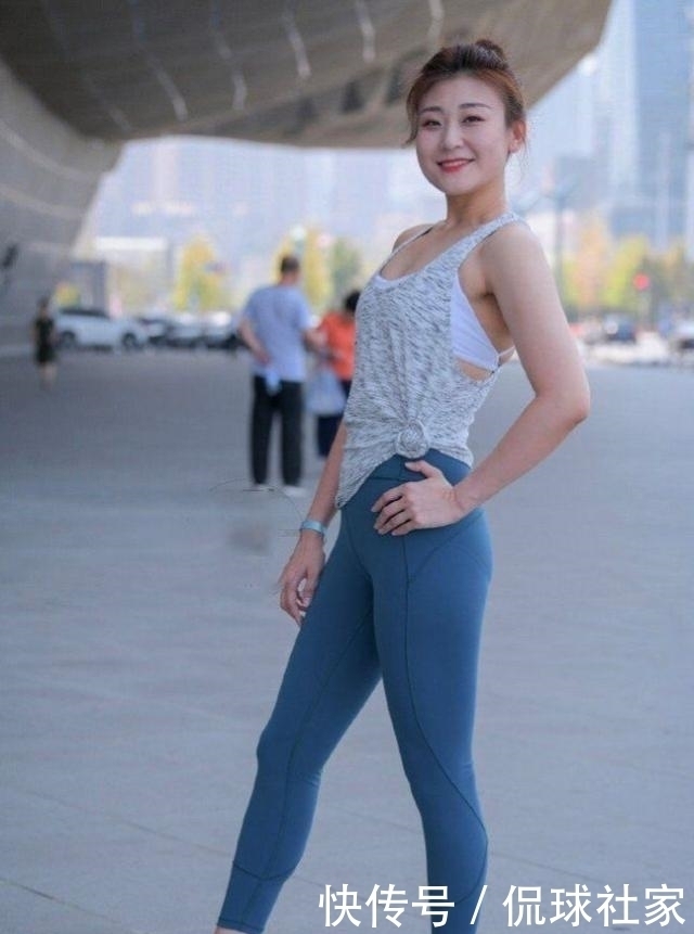 瑜伽|时尚洋气的款式穿起来很有气质,瑜伽裤穿出完全不一样的感觉