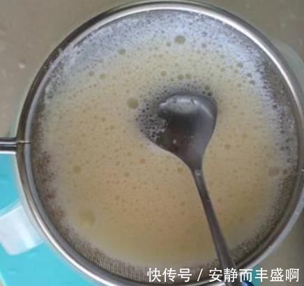 豆浆|打豆浆时，黄豆泡好别直接打，多加这一步，豆浆才会更加香浓丝滑！