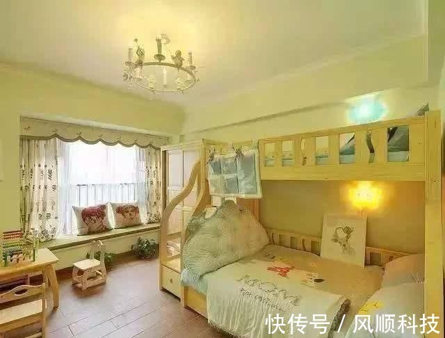 客厅|去朋友家串门,一进门就被美到了,很喜欢这样的客厅装修,漂亮