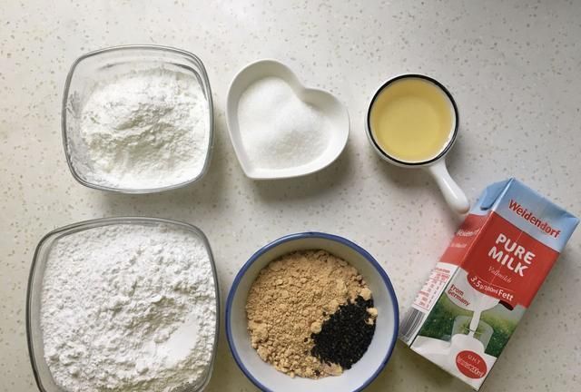 糯米粉|天冷女儿天天就馋它,蒸一蒸就出锅,软糯清甜,一口一个真香