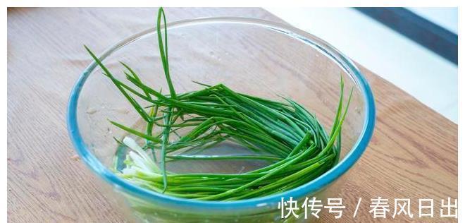 上劲儿|早餐就馋这馄饨，调馅和面调汤底，做法详细讲解，皮薄馅大超好吃