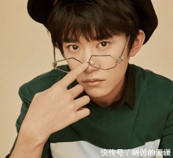瓜子形 什么样的脸型,该怎么佩戴眼镜,戴什么样的眼镜才会让自己有魅力