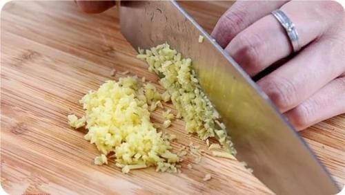 超爱吃的牙签肉,烧烤风味,一口一个,特解馋~