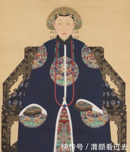 清朝|清朝珍贵老照片:女子真实发型,绝对不是清宫剧里那样!