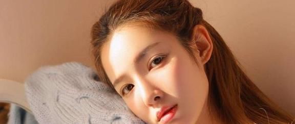 眼药水|女人要想“美到老”,改掉4个行为,皮肤会变好,人也不显老