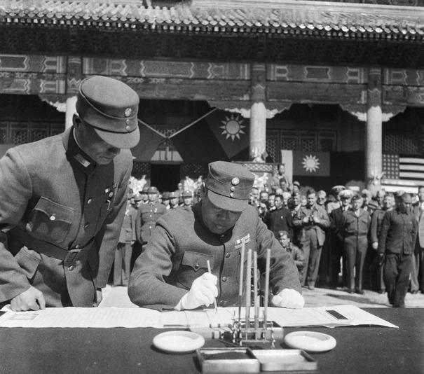 台儿庄|他是冯玉祥手下最能打的一个,曾单人扛起238斤重山炮,98岁去世