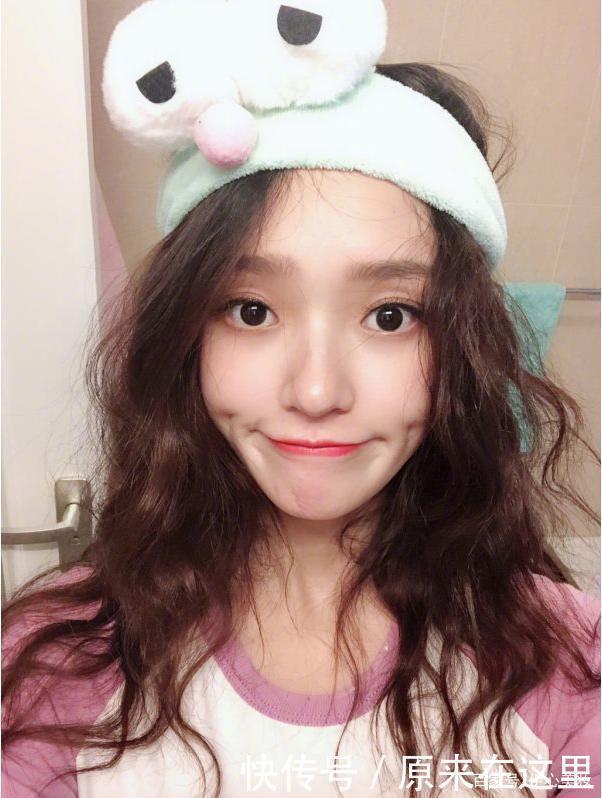 精华|女人敷面膜时,尽量别犯4个“错误”,不然皮肤越敷越干,还浪费