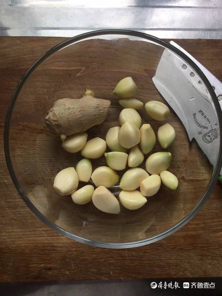 美好时光|壹粉食堂|鲜辣开胃超下饭!家庭版自制剁椒这样做,来试一下吧