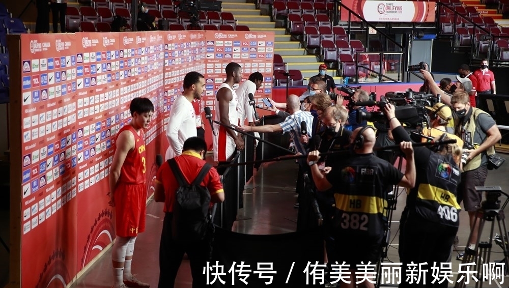 中国男篮|重罚！加拿大解说吹口哨嘲笑中国男篮，国际篮联必须严惩以儆效尤